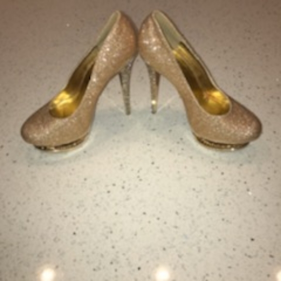 Gorgeous Gold Crystal Stiletto Heels - Picture 4 of 10
